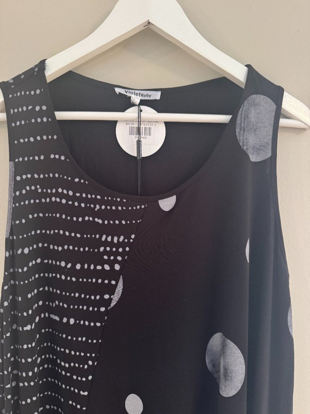 VioletRuby long Boho flowy Black and Gray sleeveless with pocket. Large NWT